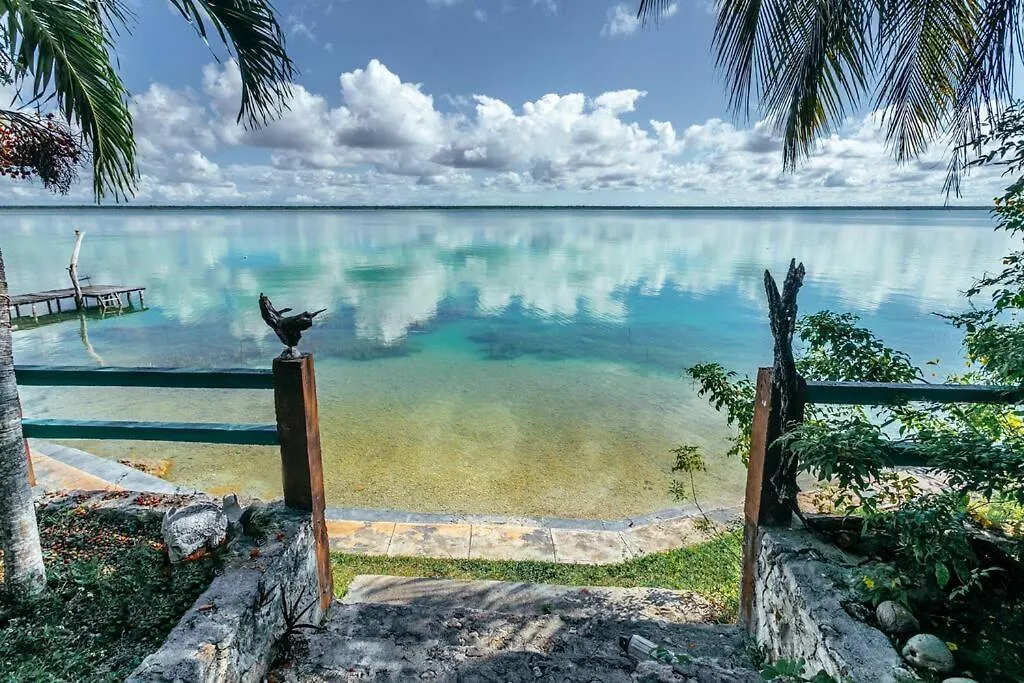 Villa Santuario Lake Front Oasis Bacalar