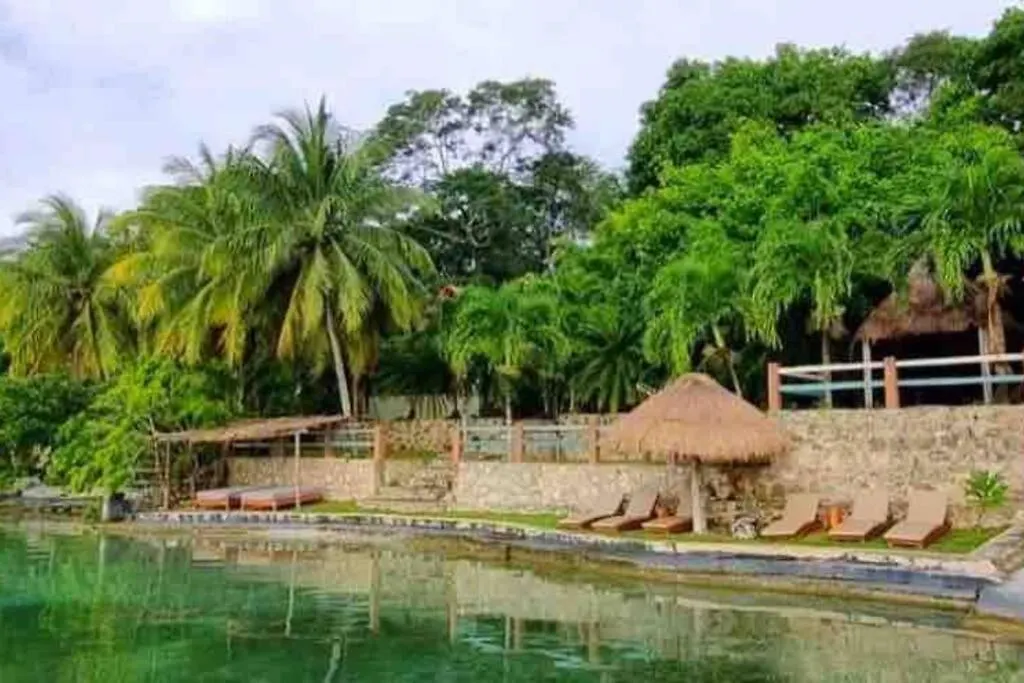Villa Santuario Lake Front Oasis Bacalar
