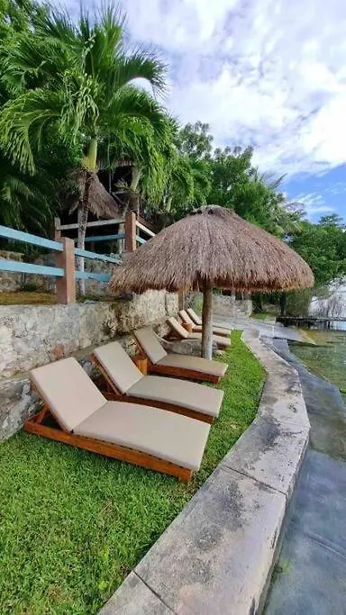 Villa Santuario Lake Front Oasis Bacalar