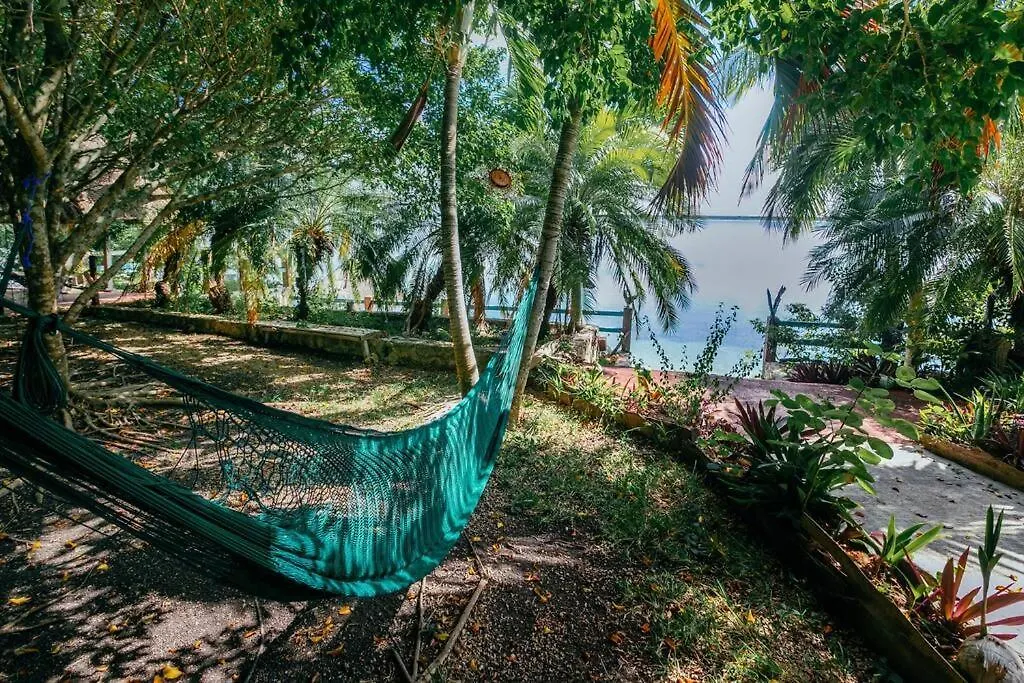 Villa Santuario Lake Front Oasis Bacalar 0*,