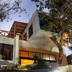 Villa Alegre Casa De Lujo Frente A Laguna, Bacalar