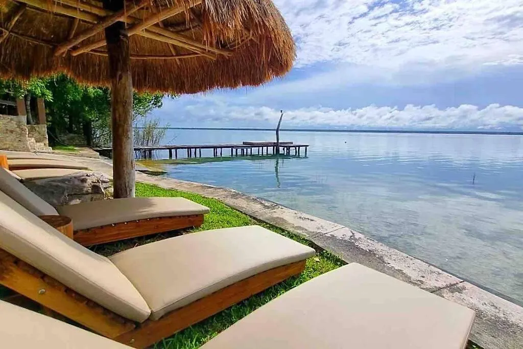 Villa Santuario Lake Front Oasis Bacalar